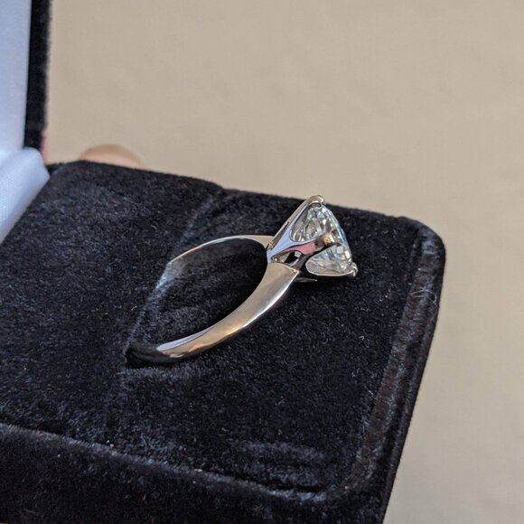New 3 carat Round Brilliant Cut Solitaire Engagement Ring - Picture 4 of 15
